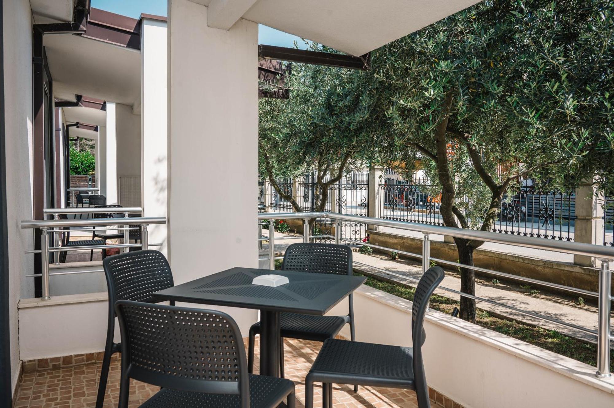 Apartments Antique Ulcinj Phòng bức ảnh