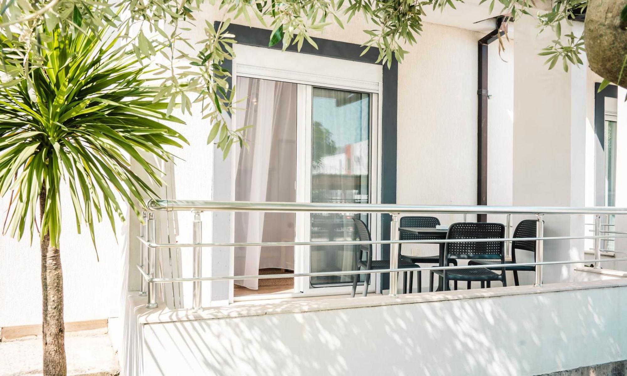 Apartments Antique Ulcinj Ngoại thất bức ảnh