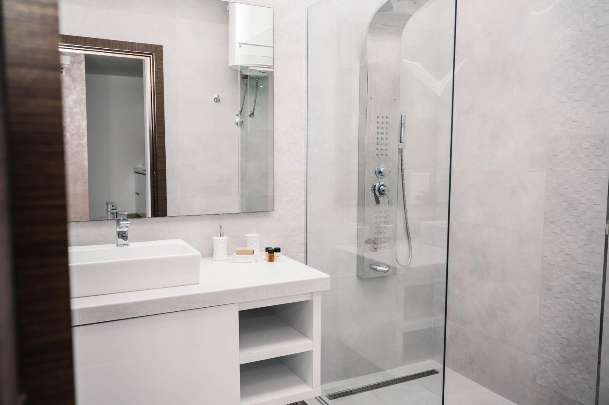Apartments Antique Ulcinj Ngoại thất bức ảnh